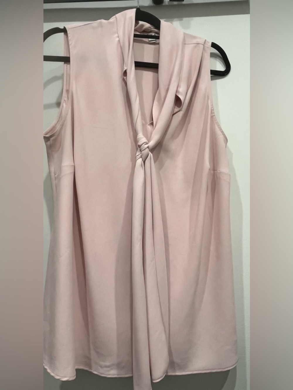 Bar III Light Pink Tie-Neck Sleeveless Blouse